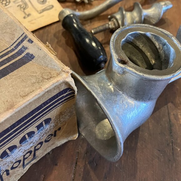 Vintage Cast Iron Food Chopper Maxwells K no10 - Picture 16 of 16